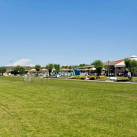 Szálloda Nova Marina *