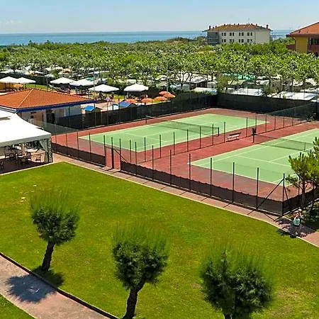 Nova Marina *